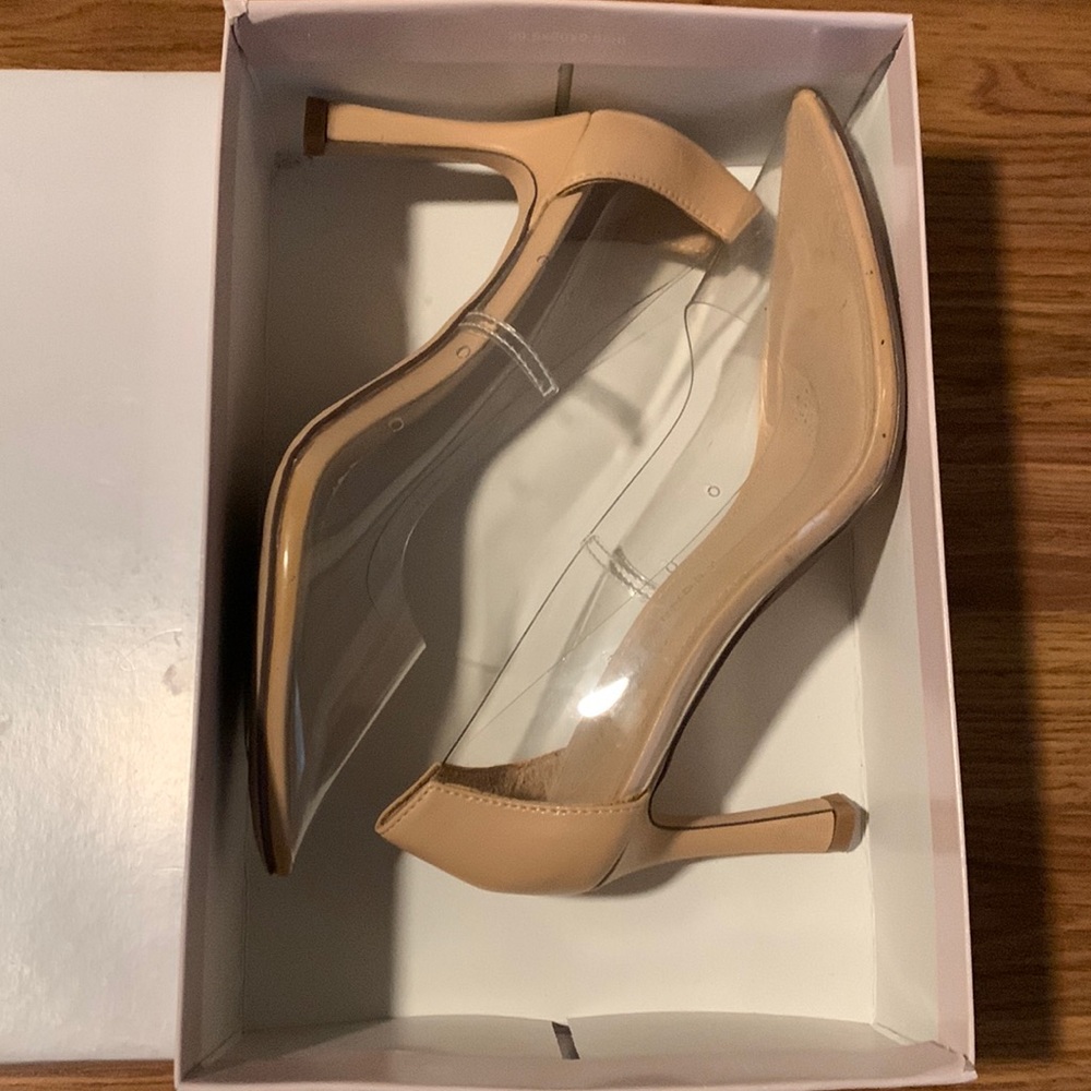 Chinese Laundry Romance Nude Vinyl Heels size 7.5